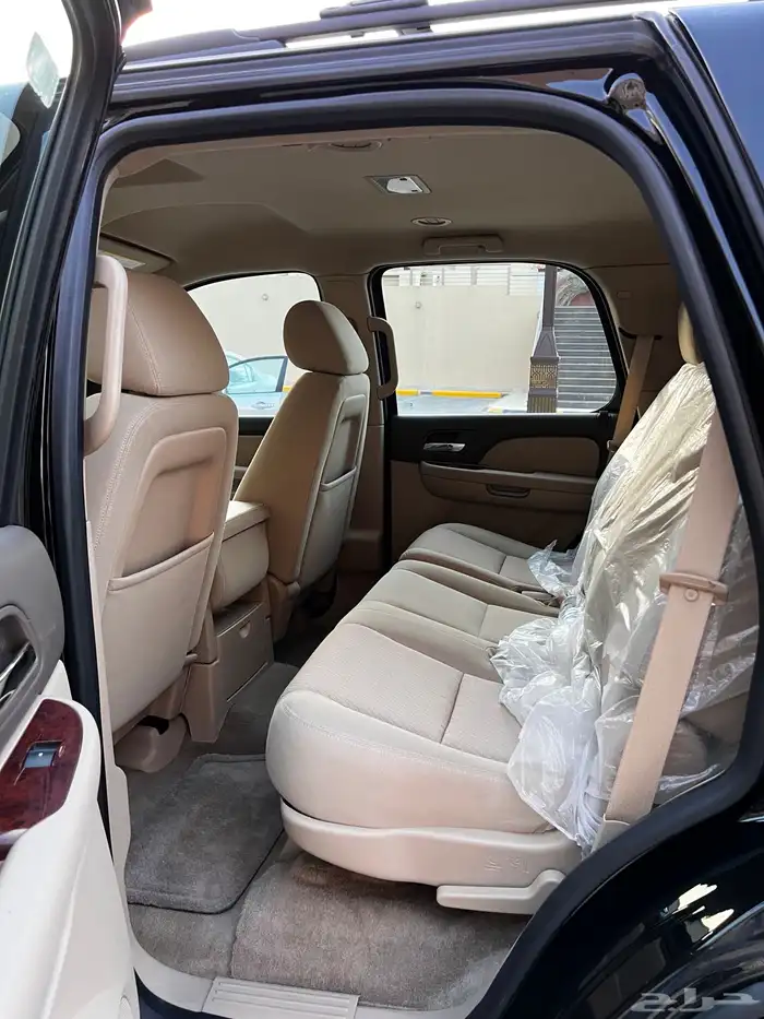 يوكن 2014 مخزن شبه جديد 57