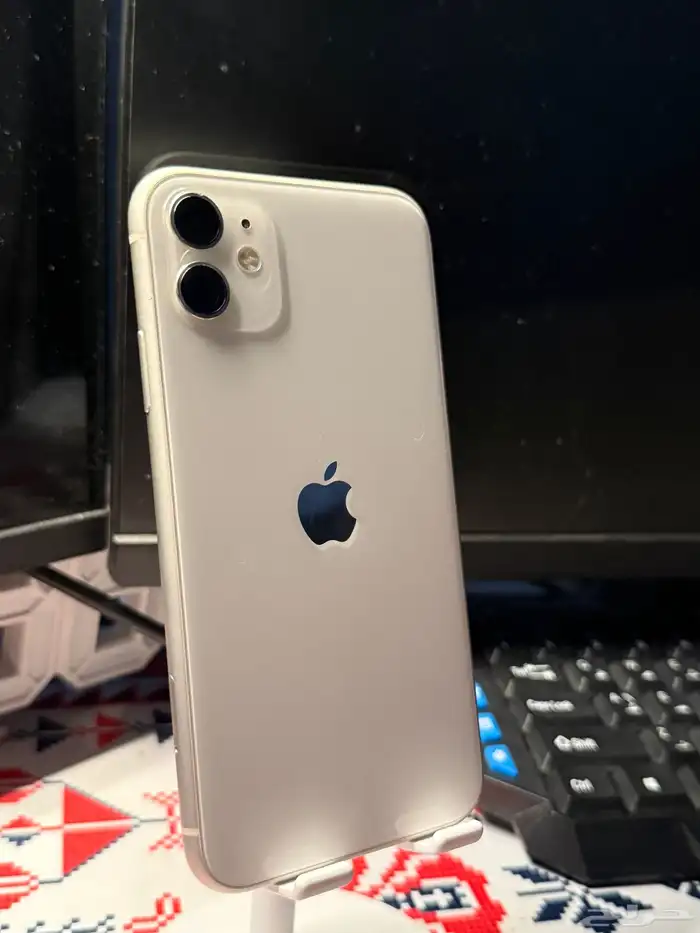 ايفون 11 العايدي 0