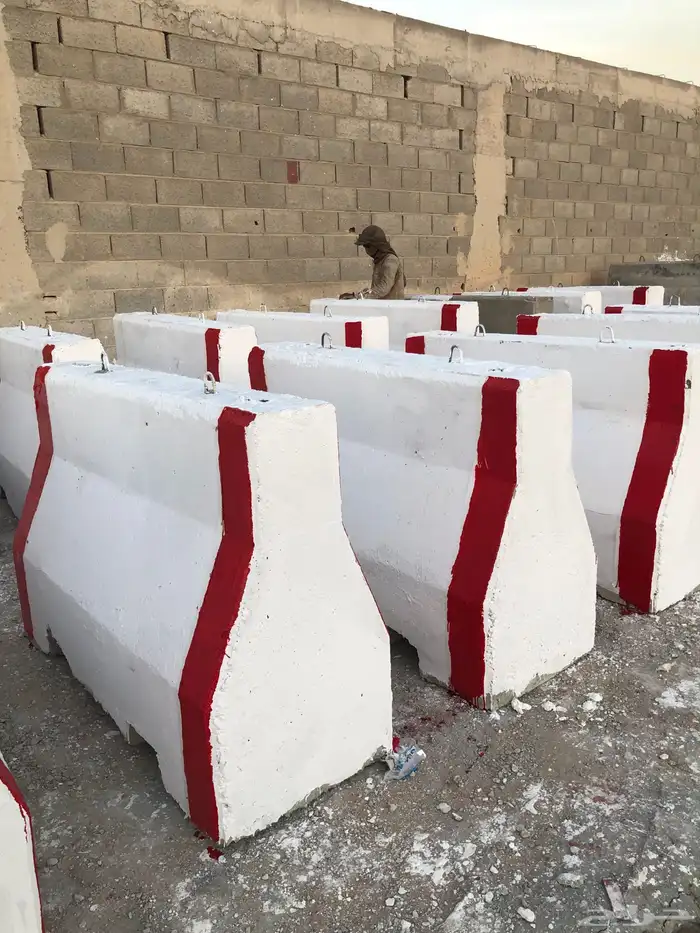 مصنع نيوجرسي حواجز خرسانيه ومناهل مسبقه الصنع 7