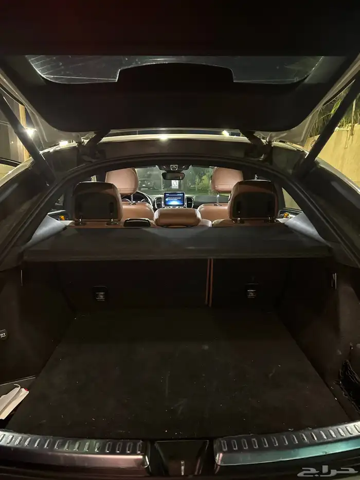 مرسيدس GLE 43 نظيف جدا 17