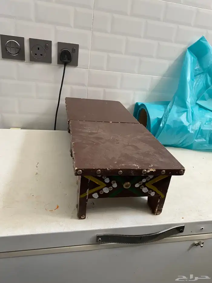 طاولات خشب 0