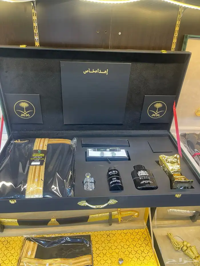 هدايا رجالية تخرج ترقية تقاعد زواج بشت سيف درع 48