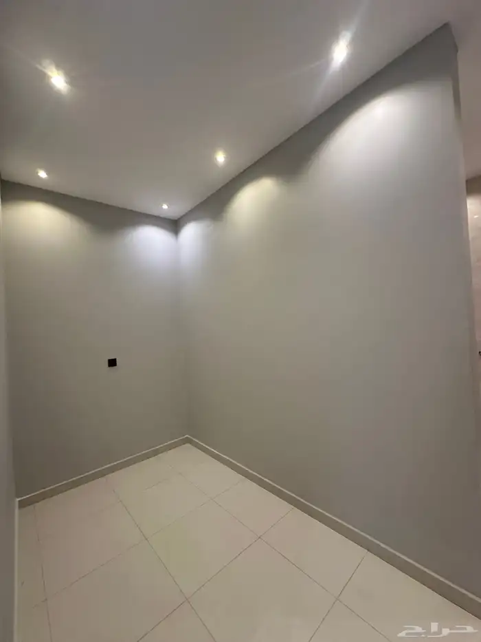 للبيع فيلا دوبلكس قريبه من الممشى والخدمات بخميس مشيط 30