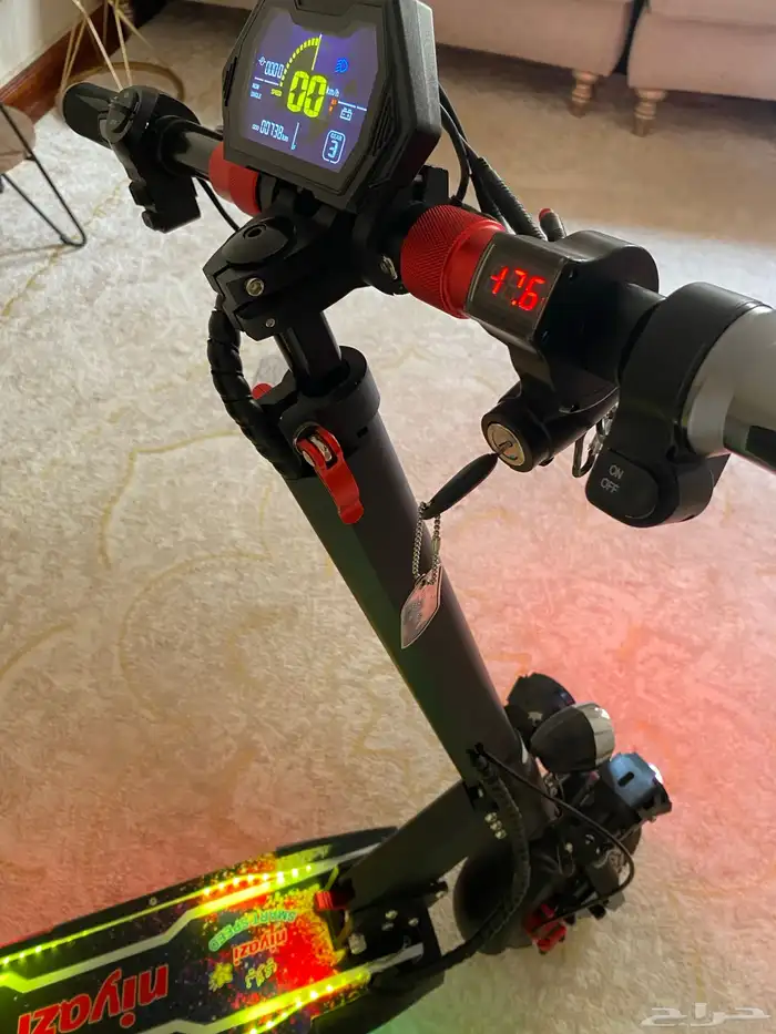 اسكوتر وحش نضيف استخدام شهر 4