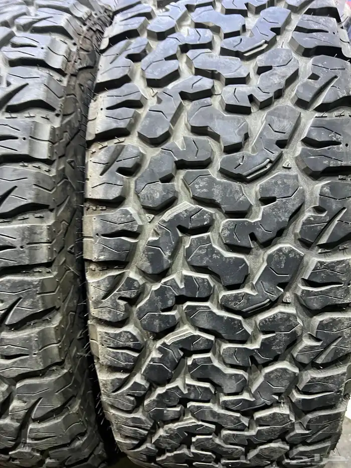 كفرات نص حجري في رتش مقاس 35.12.50R18تاريخ  2023 18