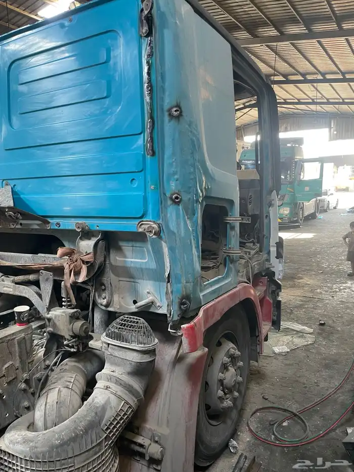 سمكري شاحنات اكتروس فولفو مان صيني 1