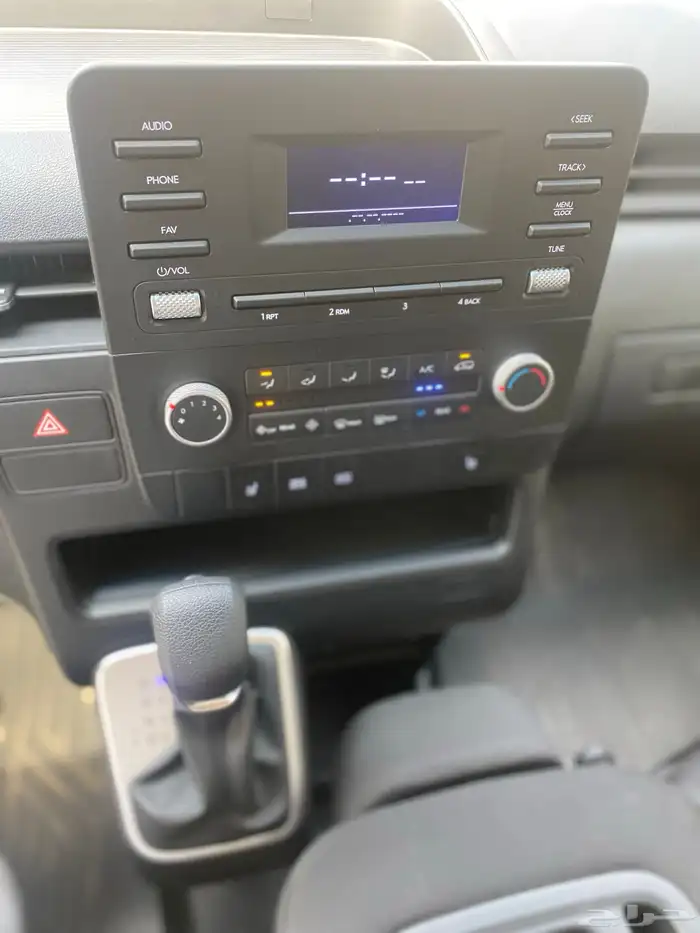 هونداي ستاريا 25 ديزل استاندر 11راكب عداد 26ألف 4