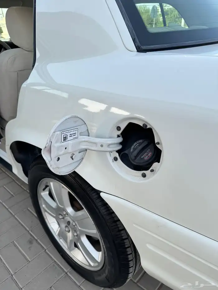 فورد كراون فكتوريا 14