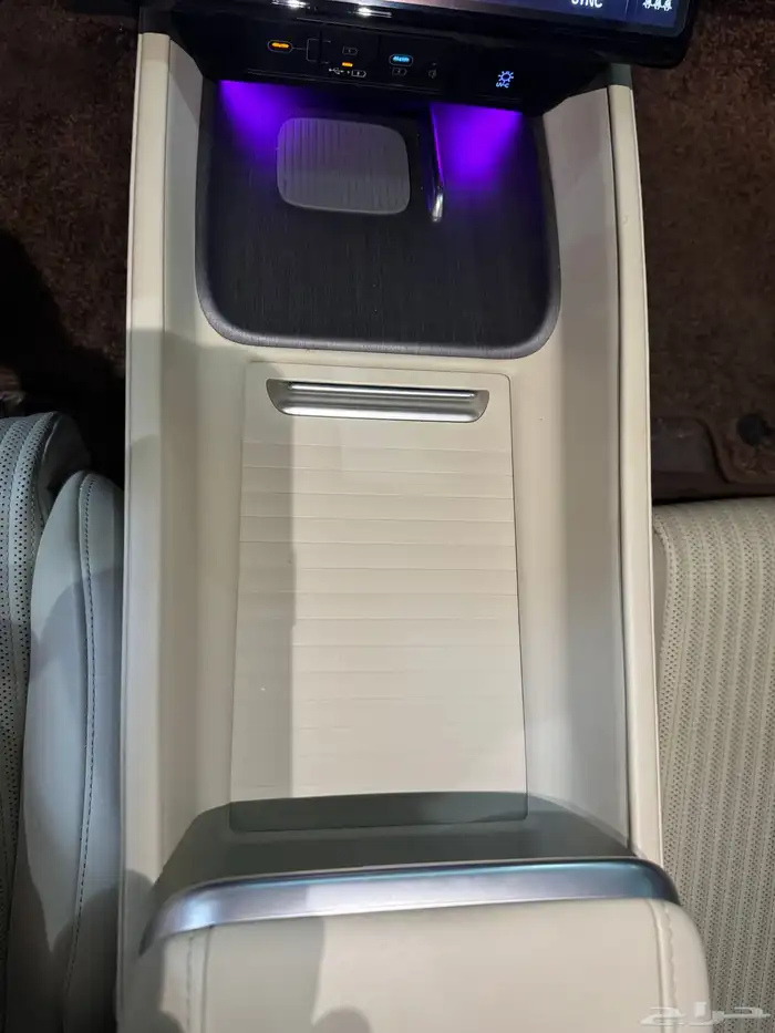 ازيرا كاليجرافي جرانديور 4