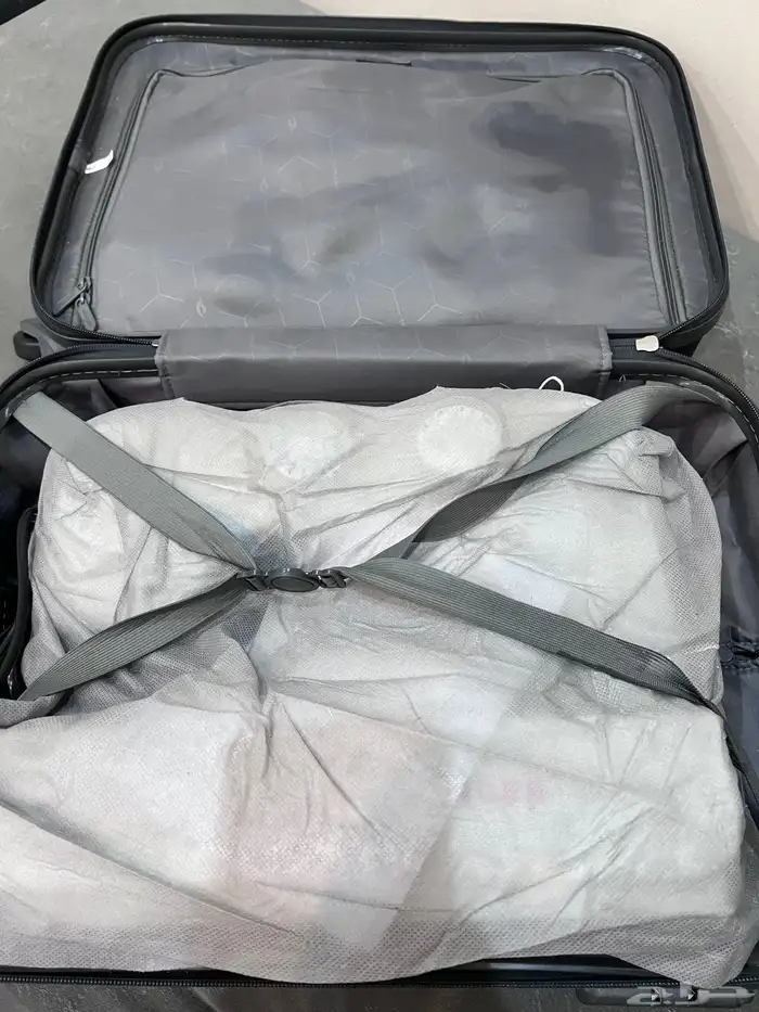 ماكينة خياطة نظيفة و شبه جديدة SINGER promise 2