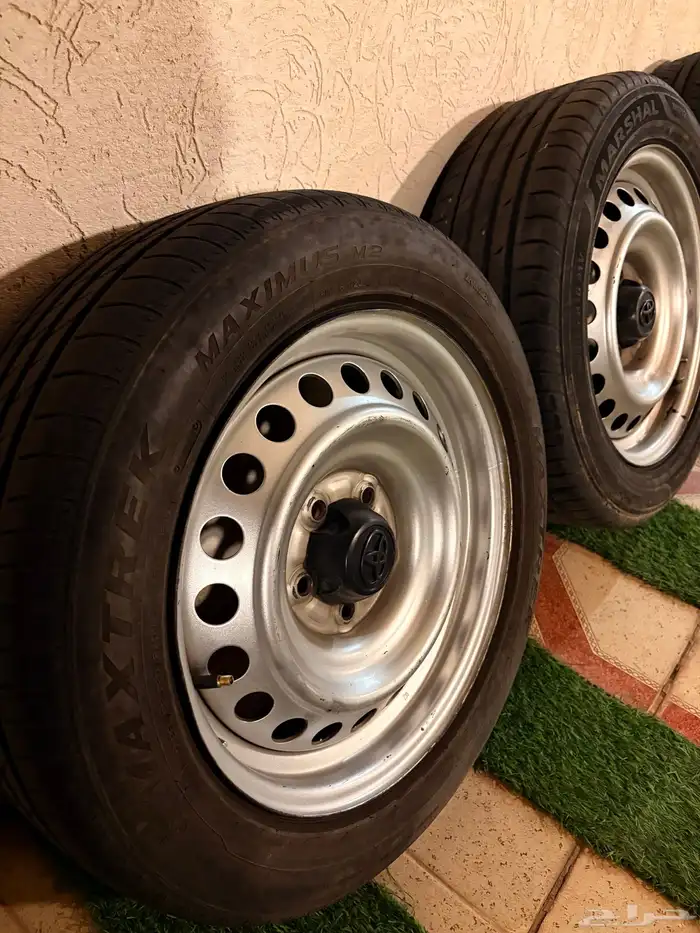 جنوط وكفرات هايلكس 1