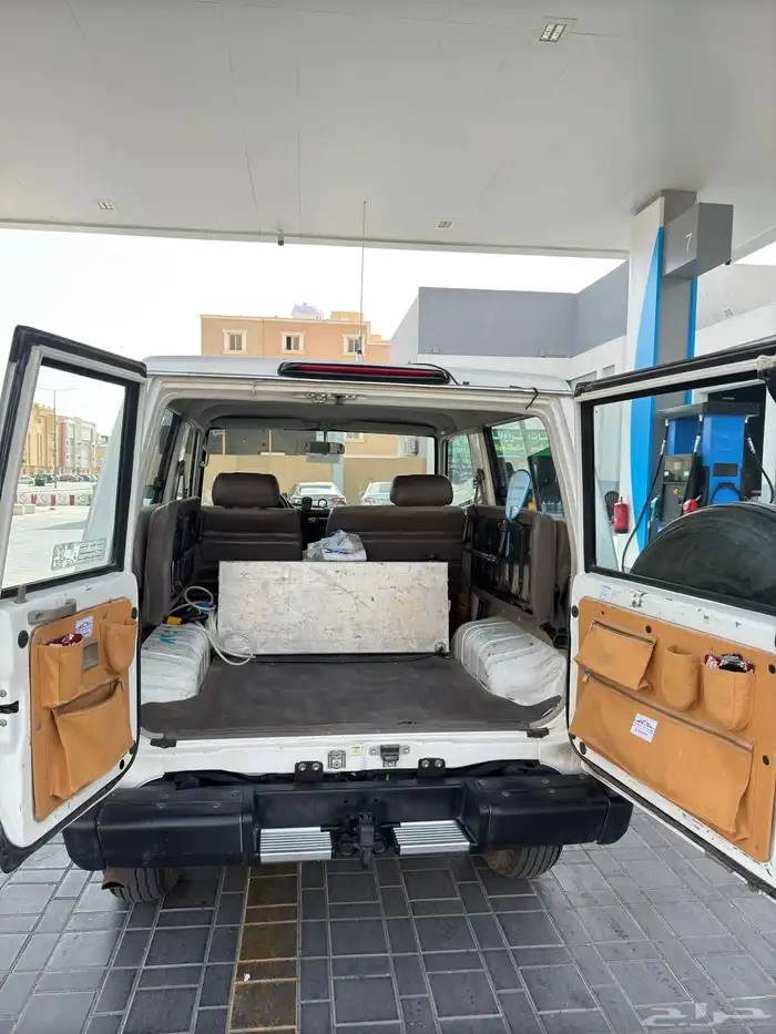 للبيع ربع تويوتا 2006 (مخزن) 9