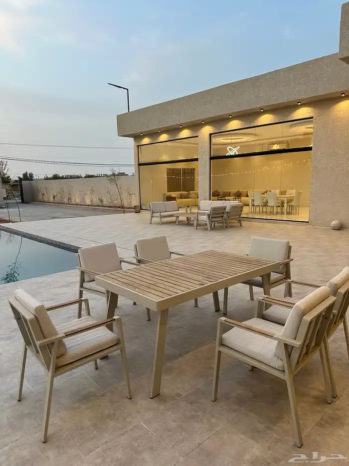 استراحه فاخره بالعمارية للايجار السنوي او اليومي 9