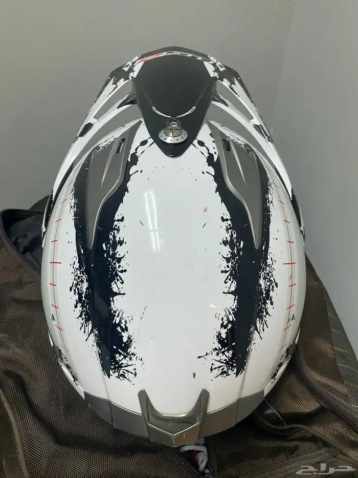 خوذة دباب LS2 ديار عدد2 مستخدمة مقاس XL و L 10