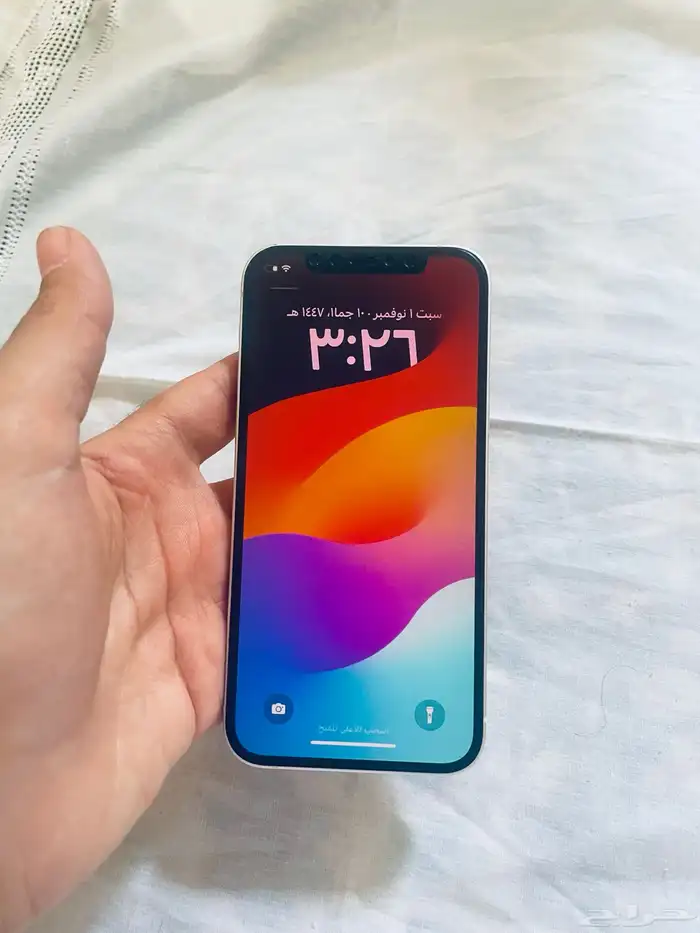 للبيع ايفون 12 لون ابيض 3