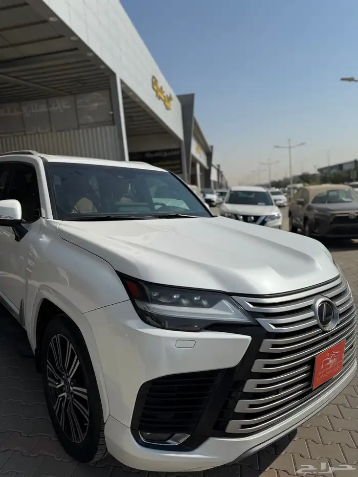 لكزس LX600 ماشي 123 الف BB سعودي 15