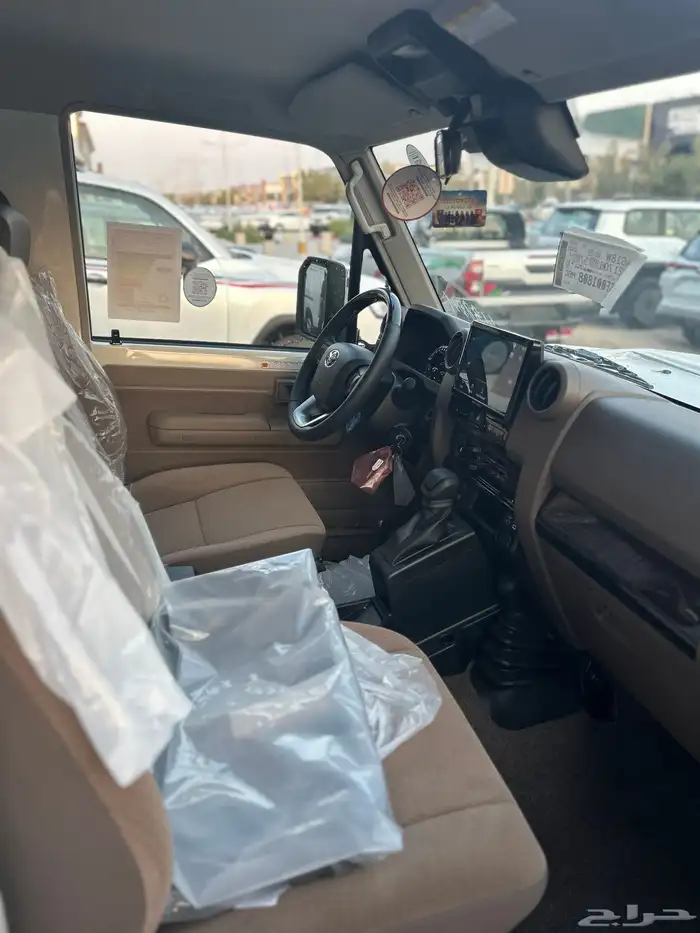 تويوتا لاندكروزر مصندق ونش ديزل 2025 ابيض190900شامل الضريبة 7