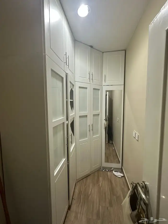 دولاب ملابس نضيف 2