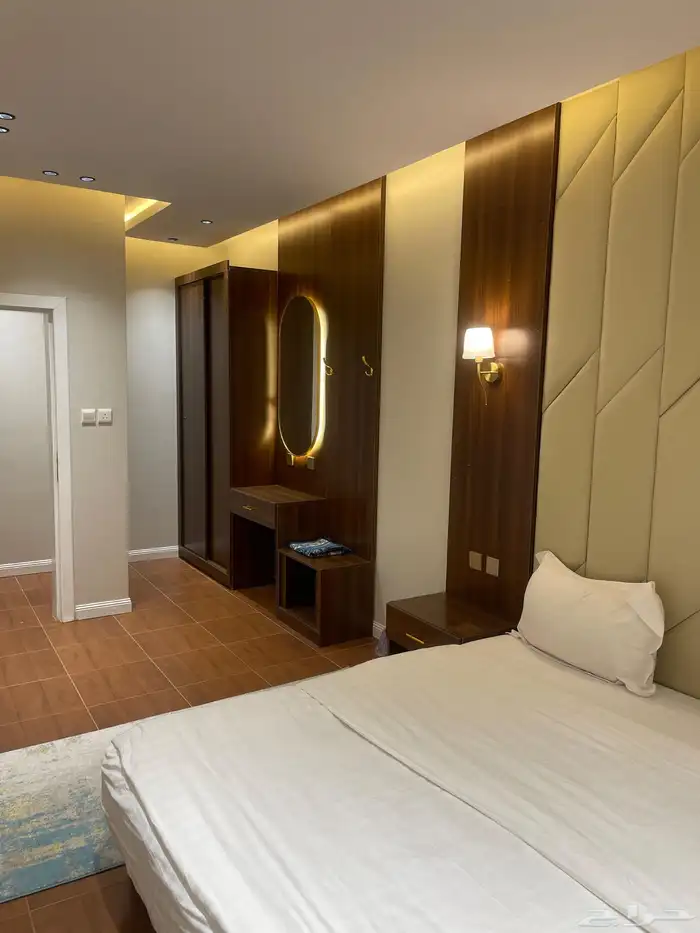 شقق فاخرة مقابل المدينة العسكرية(مخفضة)الايجار 10