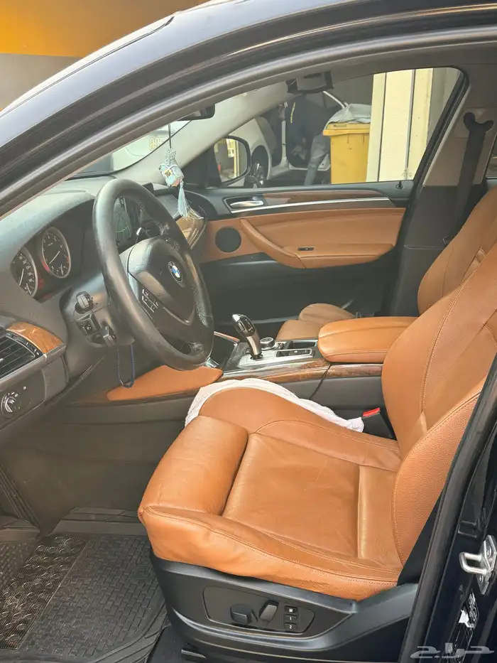 للبيع سيارة BMW فئة X6 موديل 2012 8