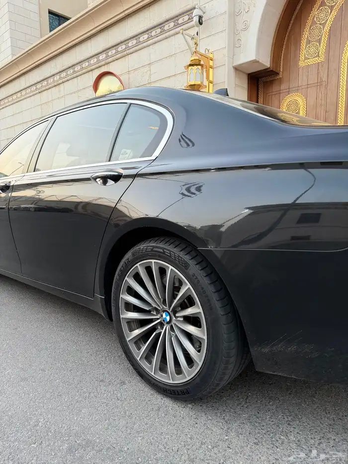 بي ام دبيلو 2009 ( مخزن ) اقبل البدل المناسب 11