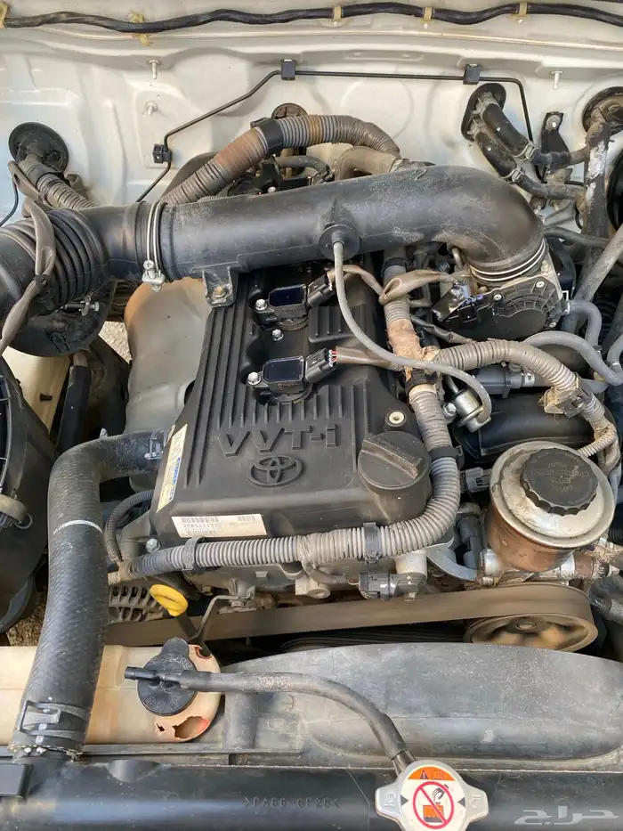 علان السيارات  تويوتا  هايلوكس  2012 5