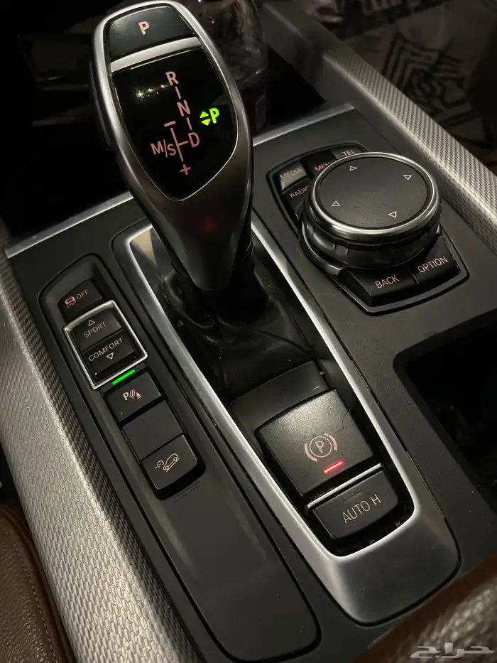 2015 بي ام دبليو X5 نظيفة جدا 22