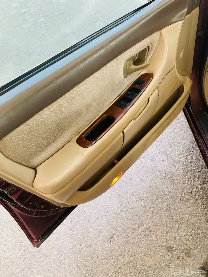 تويوتا أفالون 2003 12