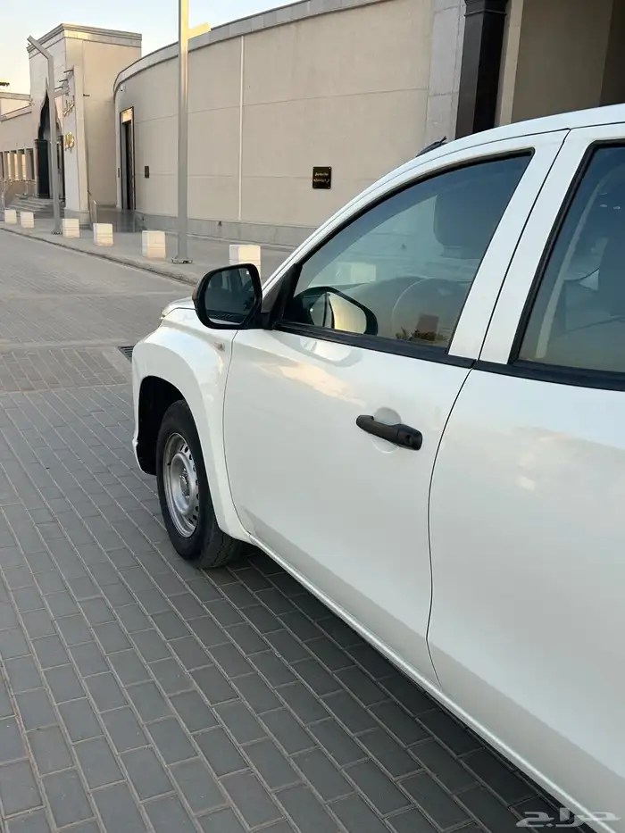 ميتسوبيشي L200 بنزين 2022 7