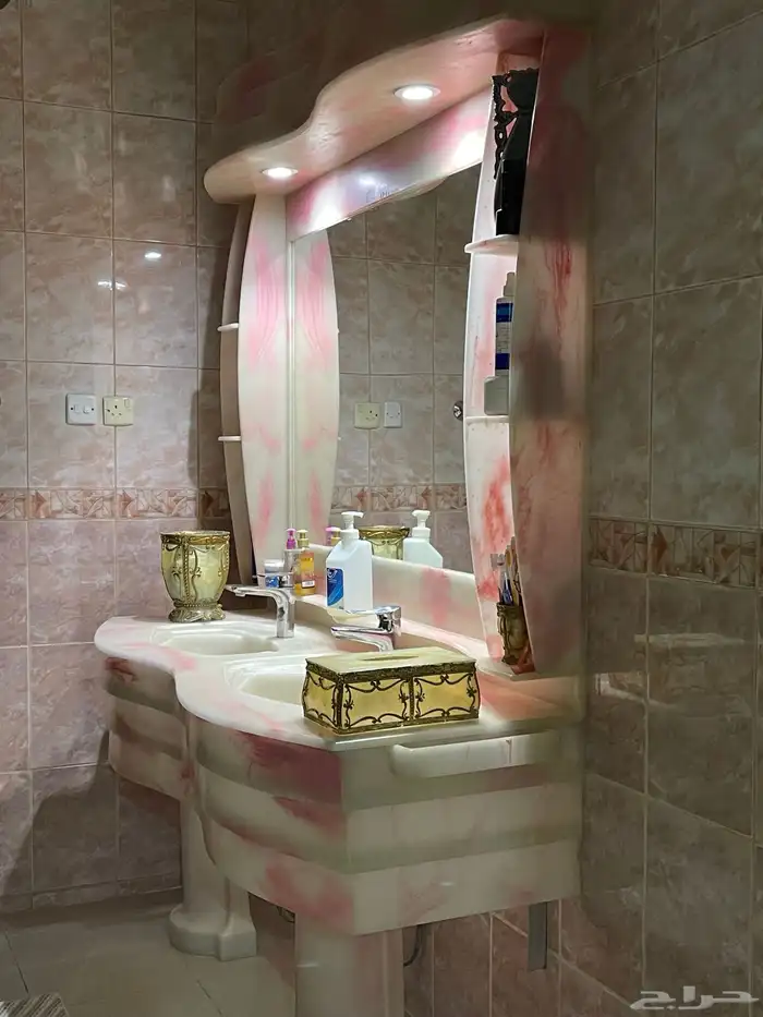 مجلس مع الفرشة   مغسلة  دواليب 2