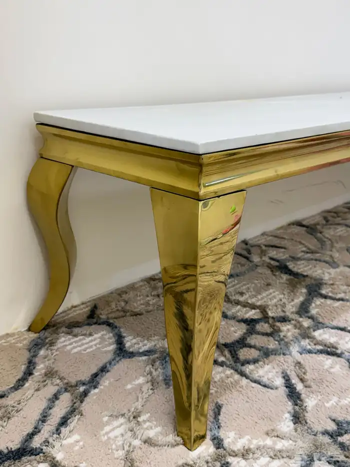 طاوله للبيع رخام شبه جديده 0