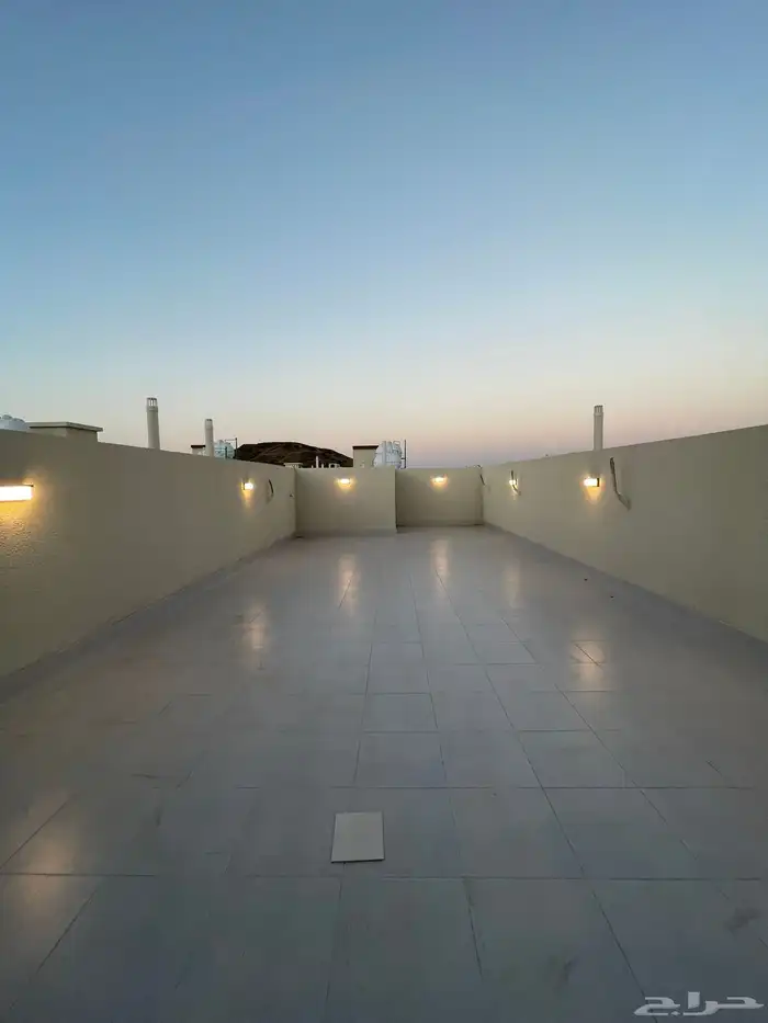 للتملك شقق ارضيه وعلويه من 550 الف ابها المحاله حى الزهور 34