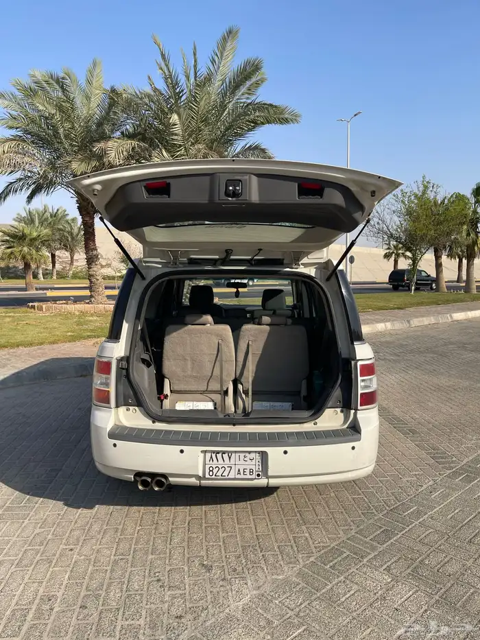 فورد فيلكس 8