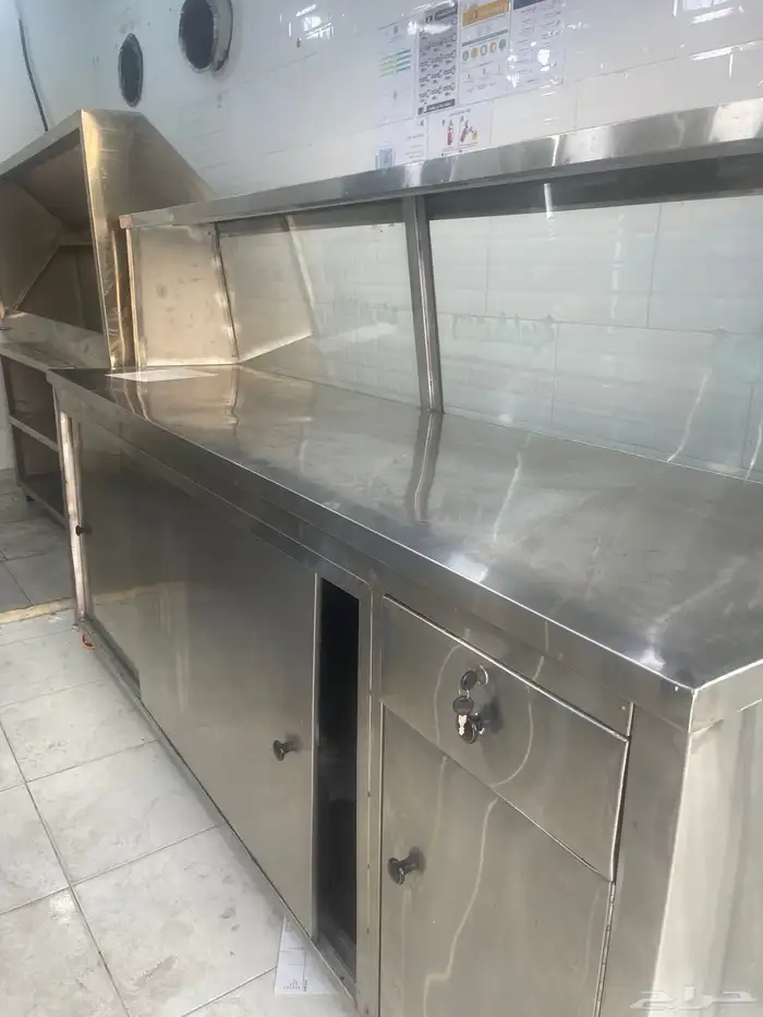 معدات مطعم استخدام شهر واحد 3