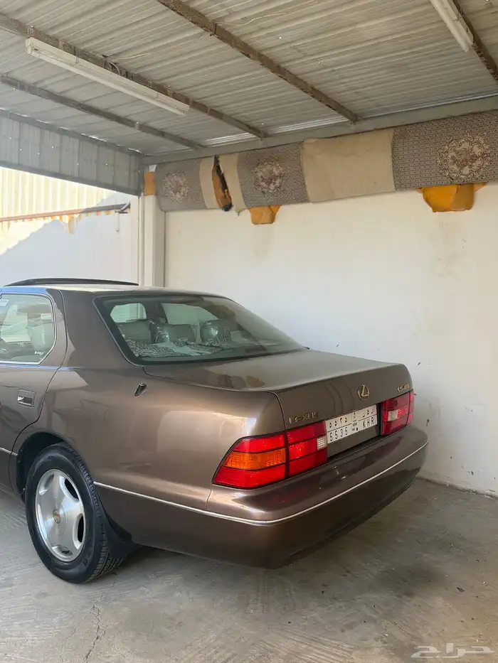 Lexus LS 400 14