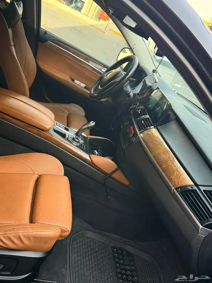 للبيع سيارة BMW فئة X6 موديل 2012 10