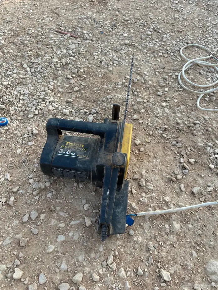 منشار كهرباء نظيف استعمال لتقطيع اشجار وحطب 1