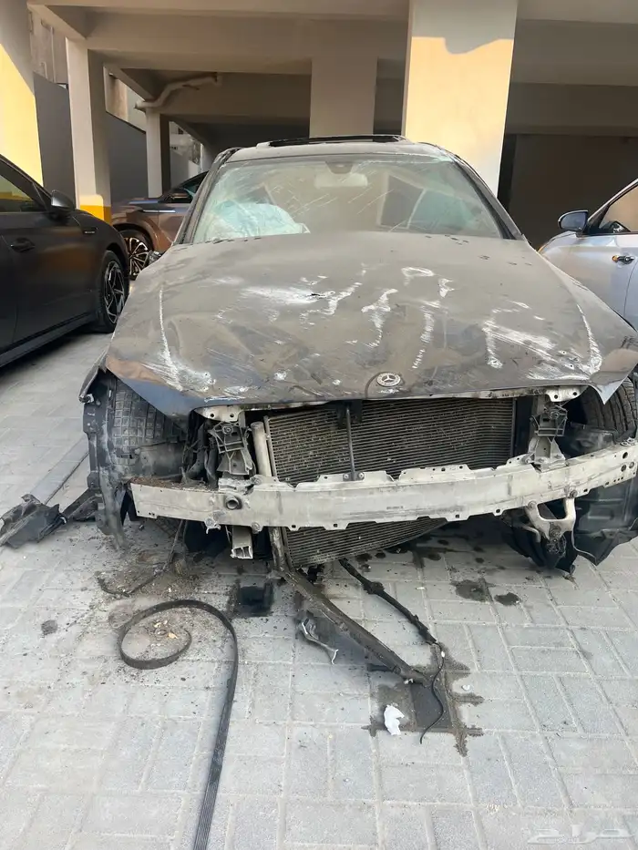 مرسيدس c200 ديزل 2018 مصدوم 1