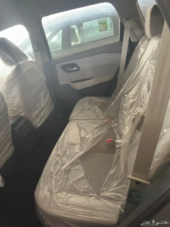 نيسان اكستريل 7 راكب استندر دبل 2025 اسمنتي ذهبي 13