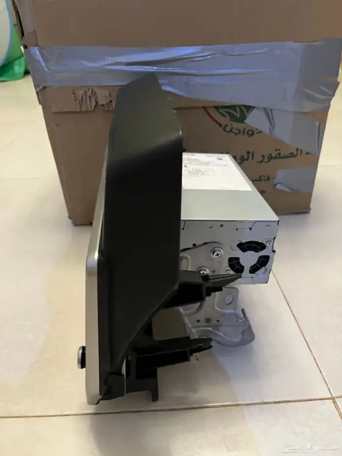 شاشة برادو 2023 على السوم 6