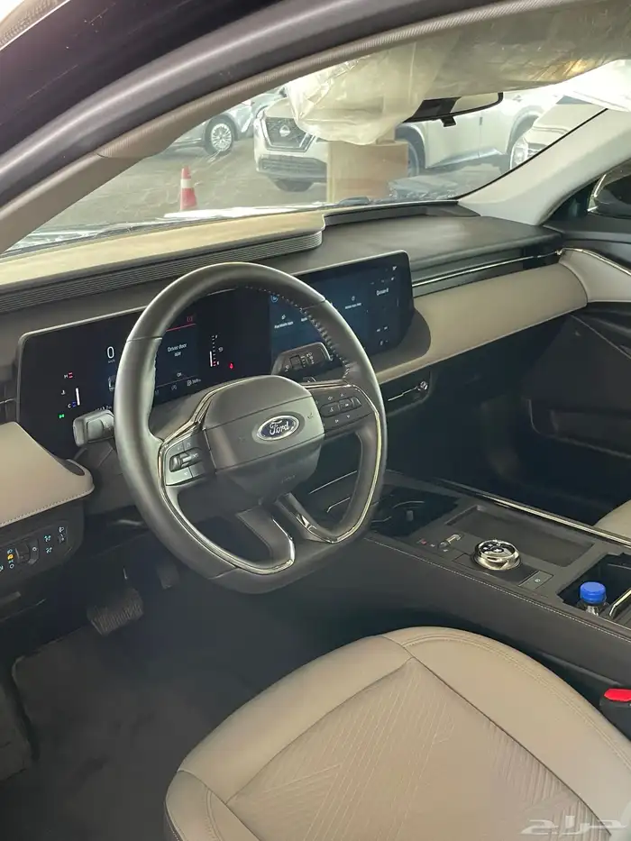 فورد توروس - استاندر - 2025 - ممشى 4 آلاف 9