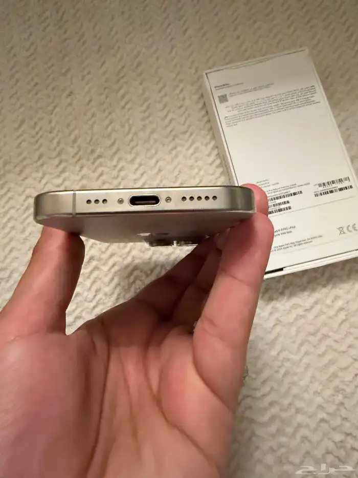 ايفون 16 برو 256GB 3