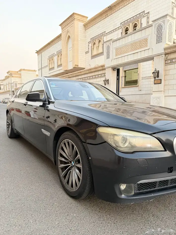 بي ام دبيلو 2009 ( مخزن ) اقبل البدل المناسب 30