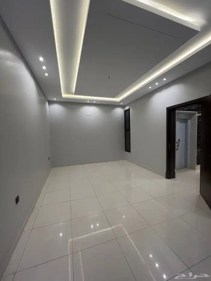 للبيع فيلا دورين وملحق موقع مميز درة الموسى 6