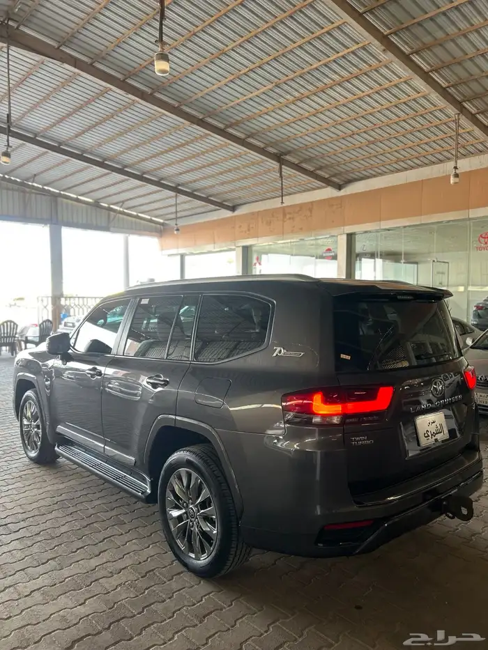 لاندكروزر 2022 7