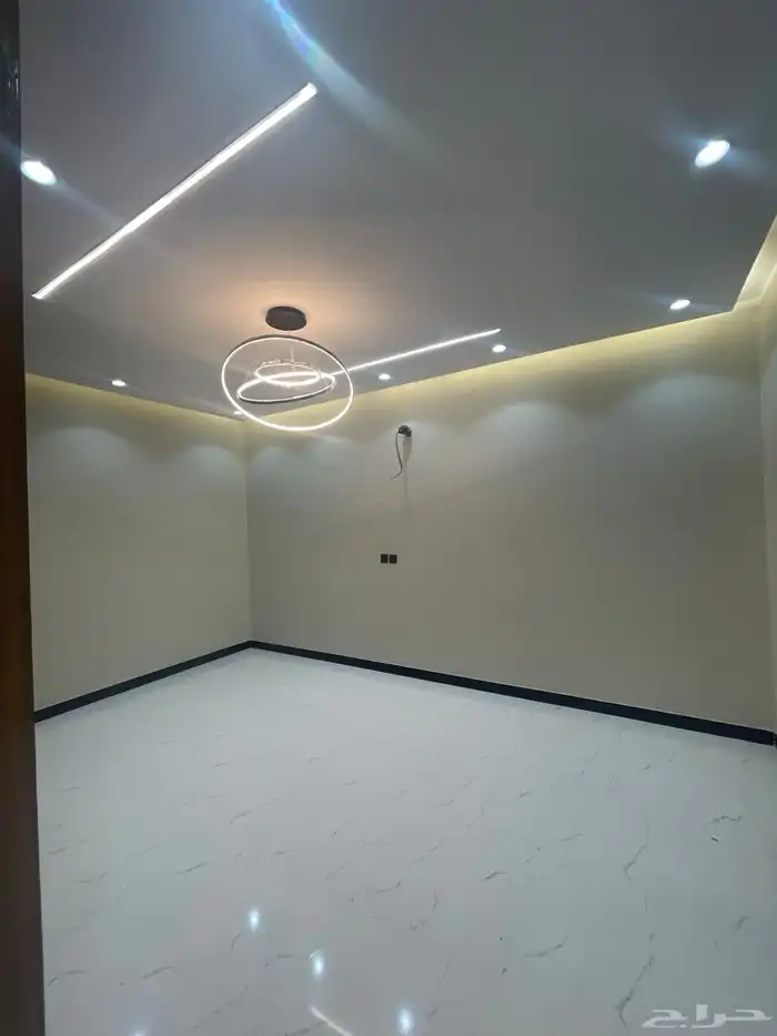 فلل نص ارض حي الصفا 4