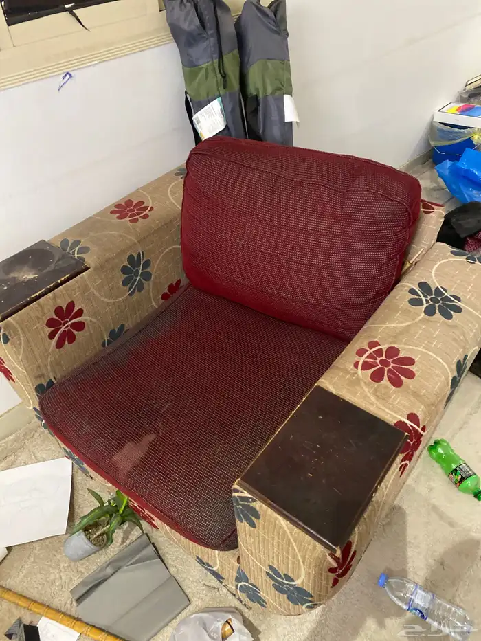 كنب نظيف 9 نفر مع فرشة ودولاب 6