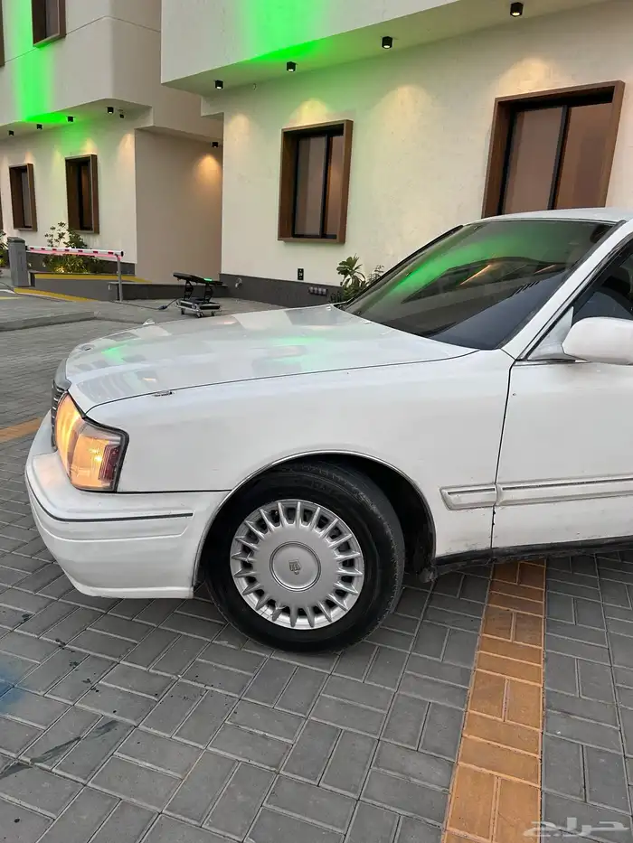 تويوتا كراون 1998 التاج للبدل او البيع 12