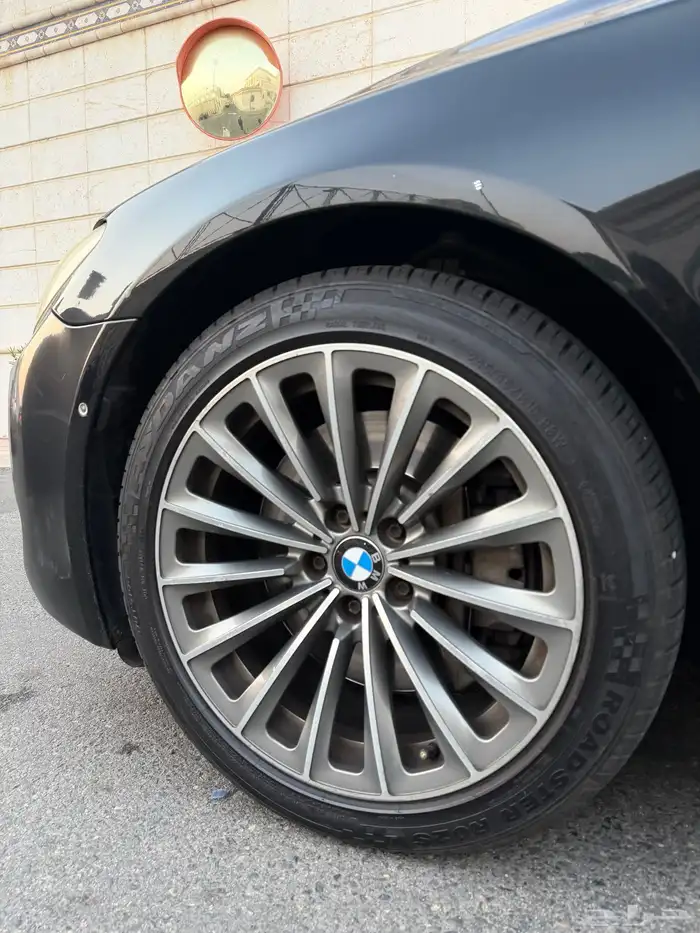 بي ام دبيلو 2009 ( مخزن ) اقبل البدل المناسب 35