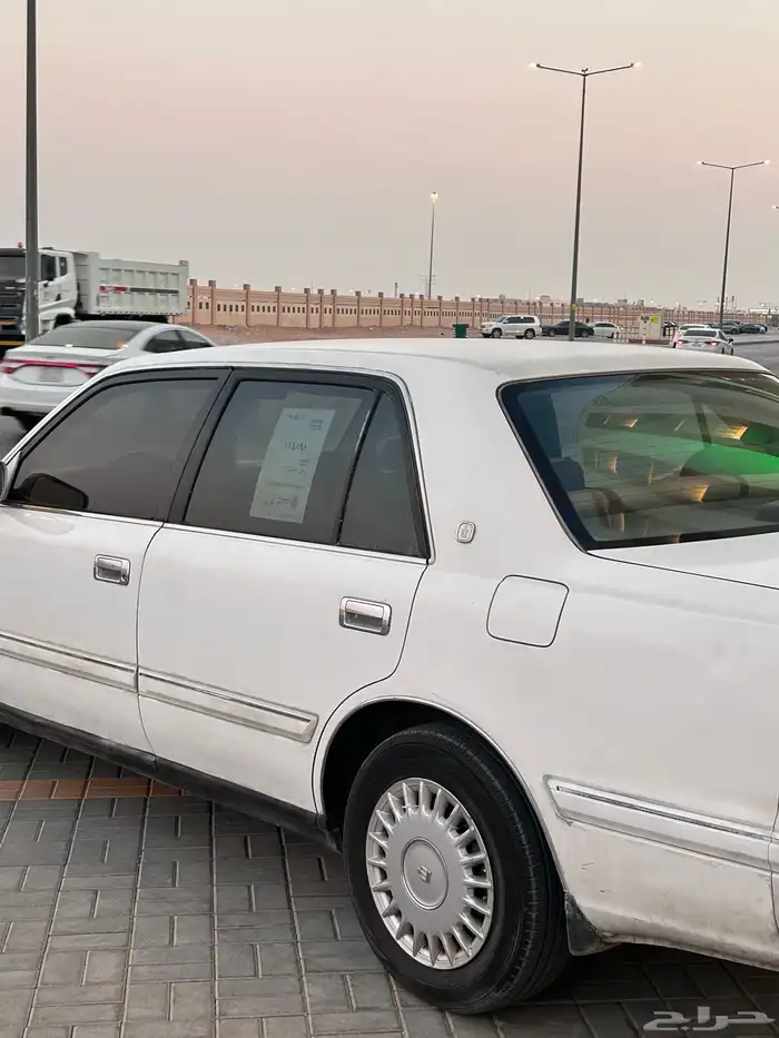تويوتا كراون 1998 التاج للبدل او البيع 27
